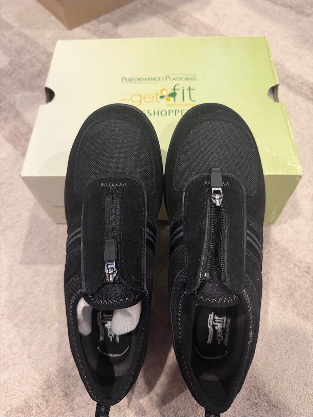 Women's Black Zip-Front Slip-On Sneakers with Cushioned Support